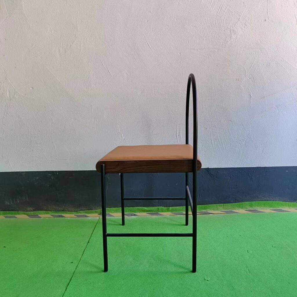 minimalist accent chair