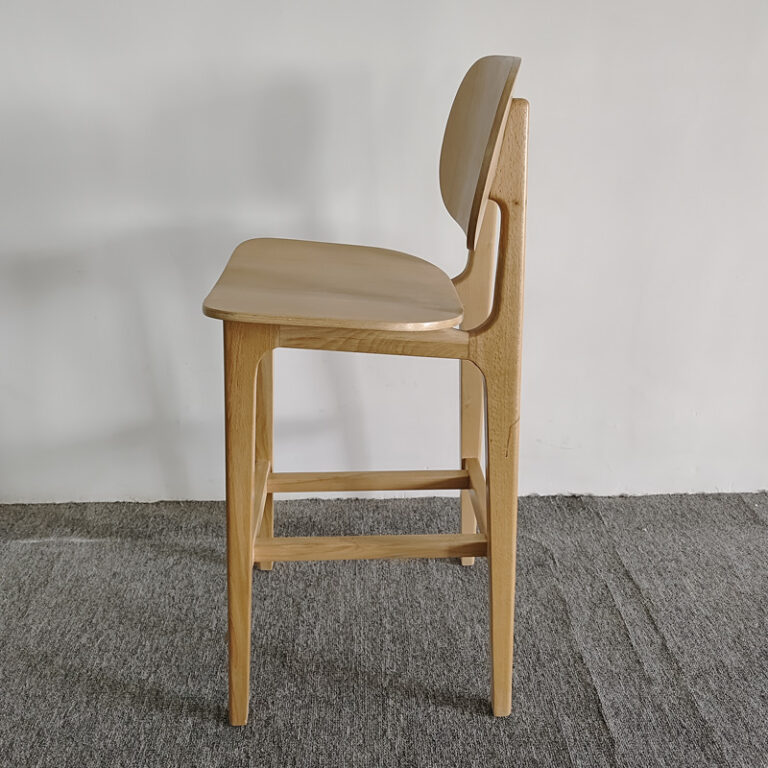 Beech wood dining chair with curved back and cross-bar reinforcement by Dejell